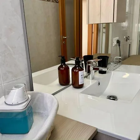 Apartment Ilaria House Como