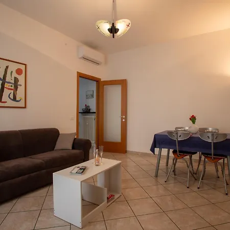 Apartment Ilaria House *