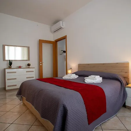 Ilaria House * Como