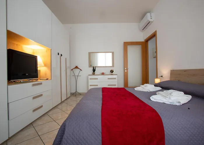 Ilaria House - 10 Min Dal Centro Di *