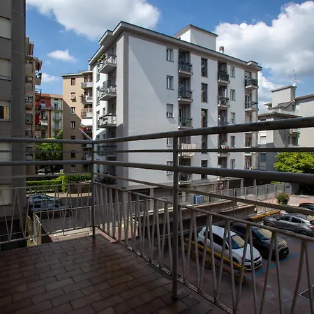 Ilaria House - 10 Min Dal Centro Di Όπως