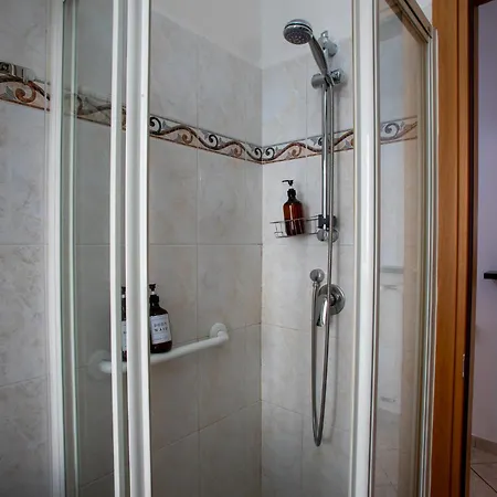 Ilaria House - 10 Min Dal Centro Di * Όπως