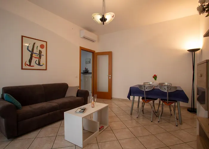Apartament Ilaria House - 10 Min Dal Centro Di *