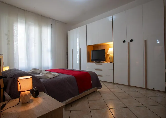 Apartament Ilaria House - 10 Min Dal Centro Di *