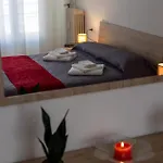 Ilaria House - 10 Min Dal Centro Di Lägenhet Como
